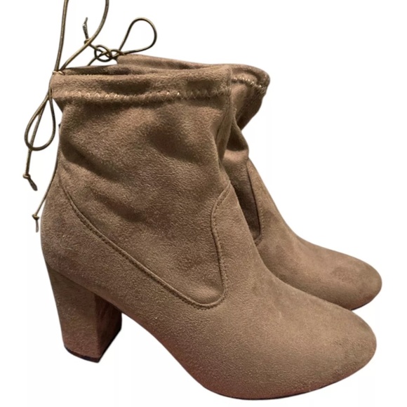 Betani Women's Milada-21 Faux Suede Pointed Toe Block Heel  Ankle Boots W Tie - Picture 1 of 7